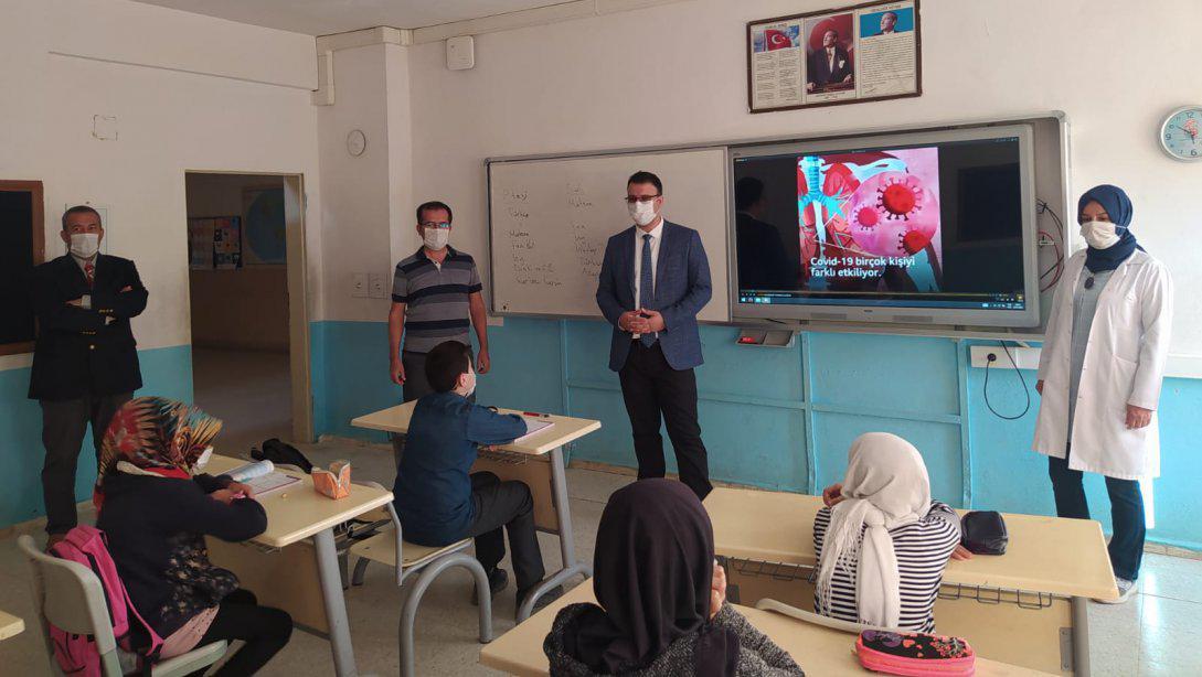 İlçe Milli Eğitim Müdürümüz Sn. Mehmet Gazi YILANCIOĞLU ,Aladağ İmam Hatip Ortaokulu'nu ziyaret etti.